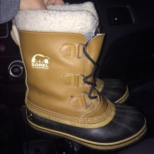 Kids Sorel boots