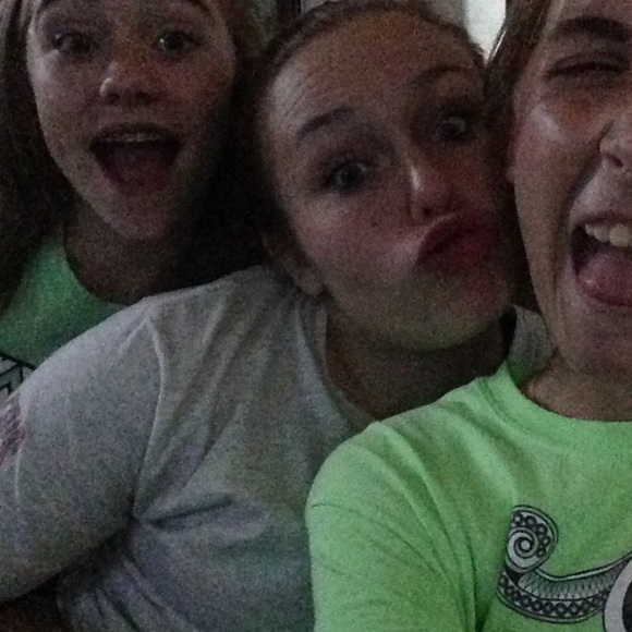 Meet your Posher, Lauren