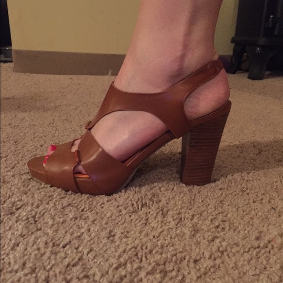 Kenneth Cole Reaction Heels