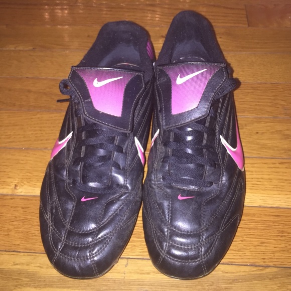 Nike Shoes - Soccer cleats