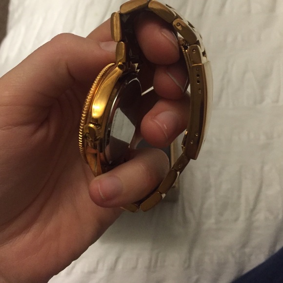 Fossil watch main image 4