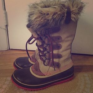 Sorel snow boots