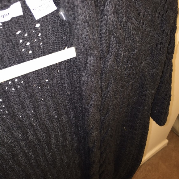 Never worn Charcoal cable knit sweater - Picture 3 of 4