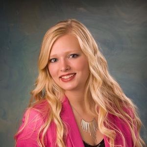 Meet your Posher, Nicole