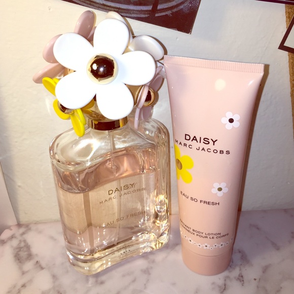 Marc Jacobs Other - Daisy Eau So Fresh by Marc Jacobs
