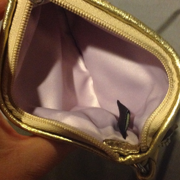 Authentic Coach gold sequin wristlet - Picture 4 of 4