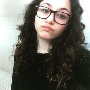 Meet your Posher, Ivana