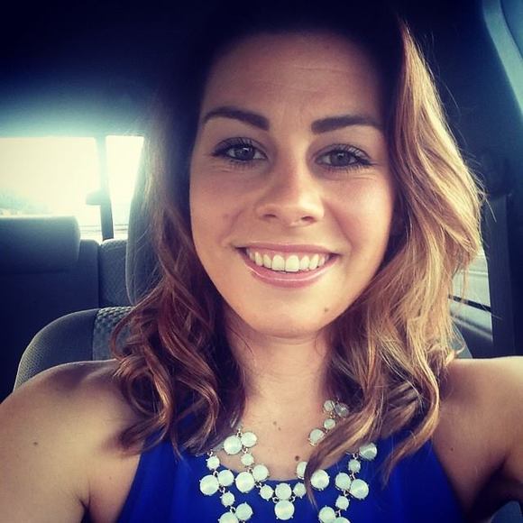 Meet your Posher, Kelli - Picture 1 of 1