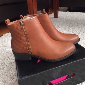 🌷Brand New Boots🌷