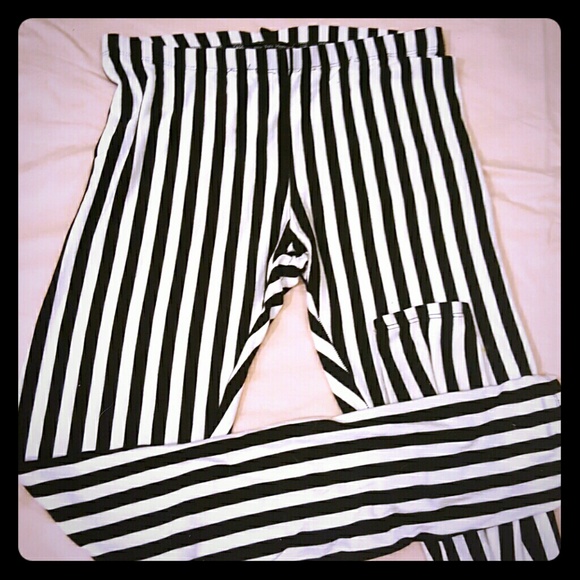 See You Monday Pants - Black&White Vertical Striped Leggings