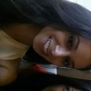 Meet your Posher, Alisa