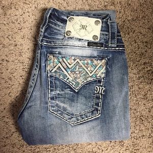 Miss Me's! 27! Boot cut! Inseam 33