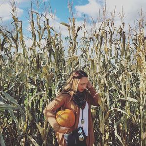 Meet your Posher, Maura