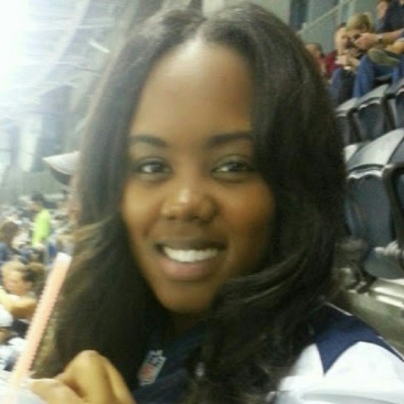 Meet your Posher, Makesha - Picture 1 of 1