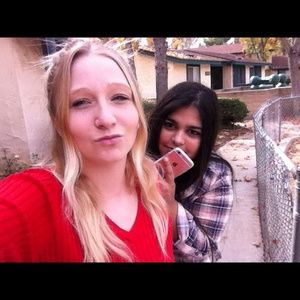 Meet your Posher, Michaela