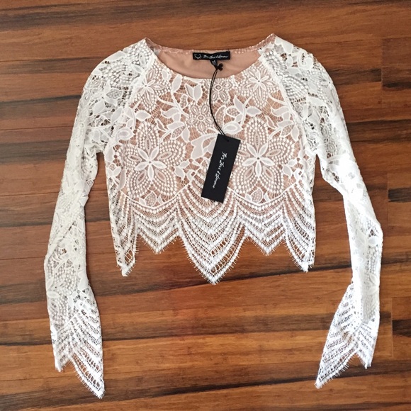 SOLD! For Love & Lemons Guava Lace Crop top - Picture 3 of 3