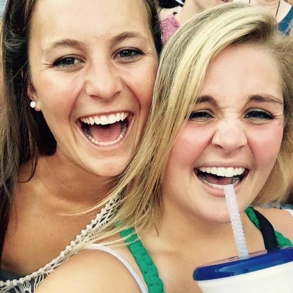 Meet your Posher, Tori