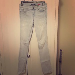 Level 99 Lily Skinny Straight jeans, light wash