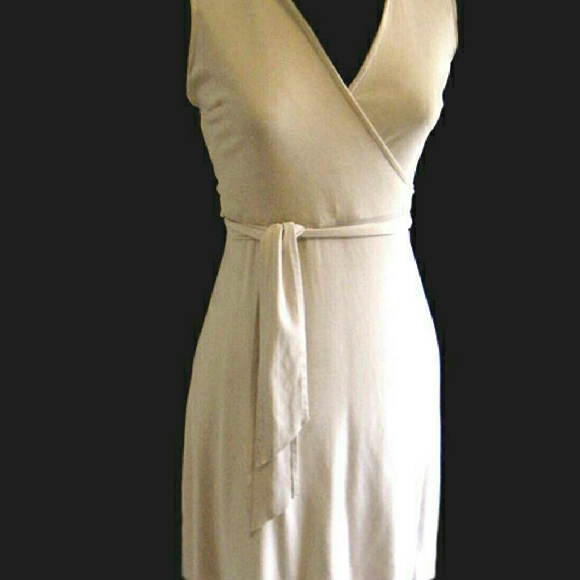 BEBE Biege FAUX SUEDE WRAP DRESS