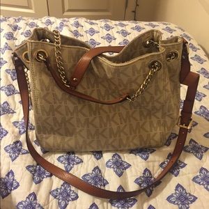 Michael Kors Jet Set Medium Set Tote