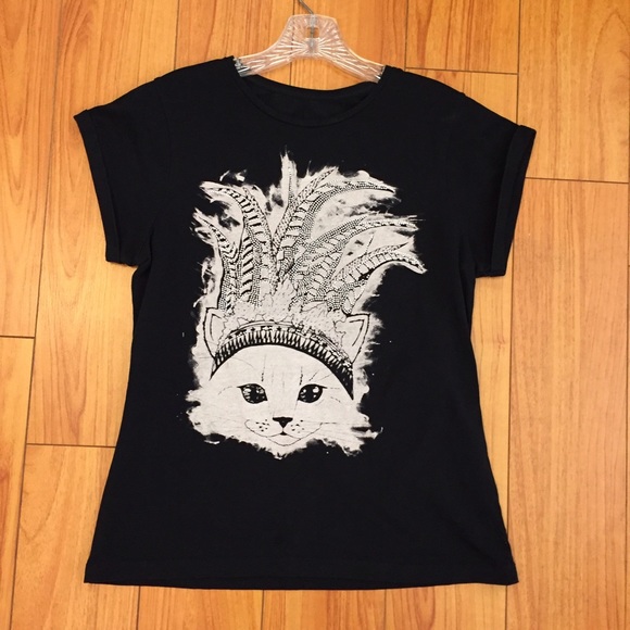 Graphic and Beaded Tee [Bundle only]