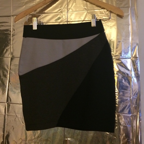 Holiday short skirt-forever 21