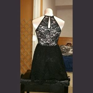 Soho flare lace dress