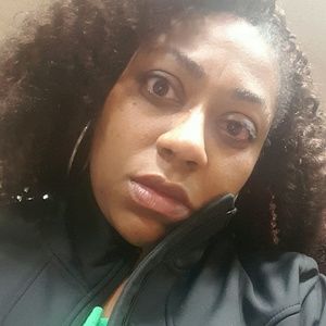 Meet your Posher, Keisha