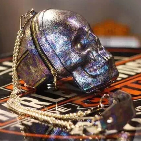EFEEEEEE.V LEATHER PUNK SKELETON CROSSBODY BAG