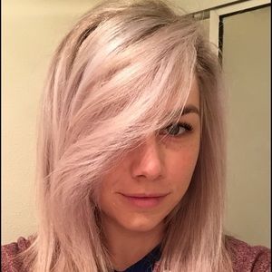 Meet your Posher, Lauren