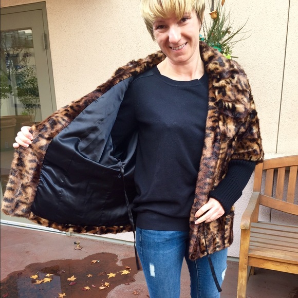 SOLD Calvin Klein faux fur animal print coat - Picture 4 of 4