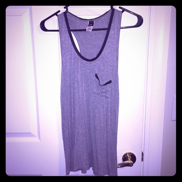 Grey tank