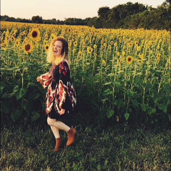 Meet the posher! 💖 - Picture 6 of 6