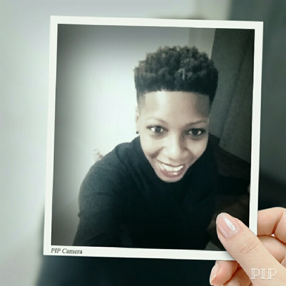 Meet your Posher, Alicia