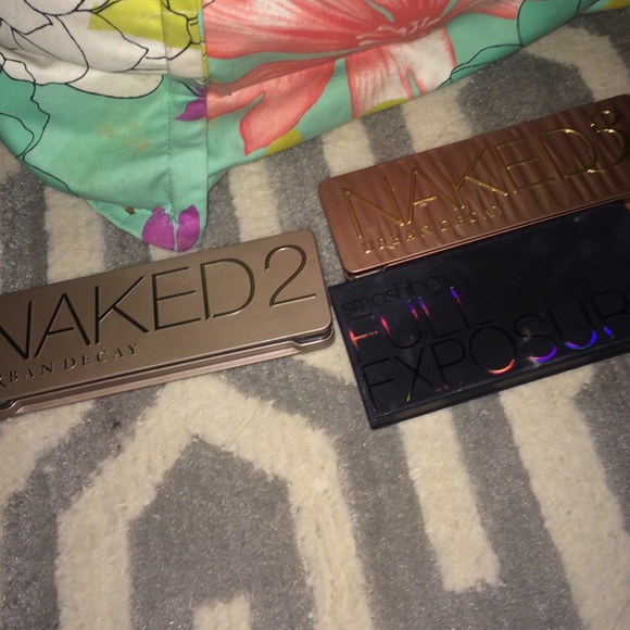 ❌SOLD ON Ⓜ️ERCARI Urbandecay naked2,3 andsmashbox