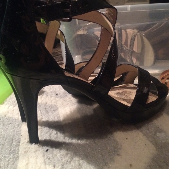 Heels - Picture 3 of 3