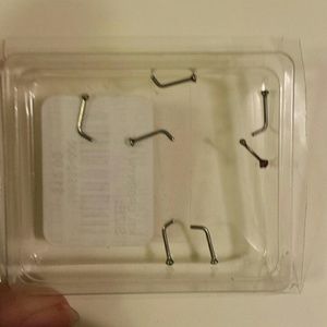 18g fish tail (L shape) nose rings