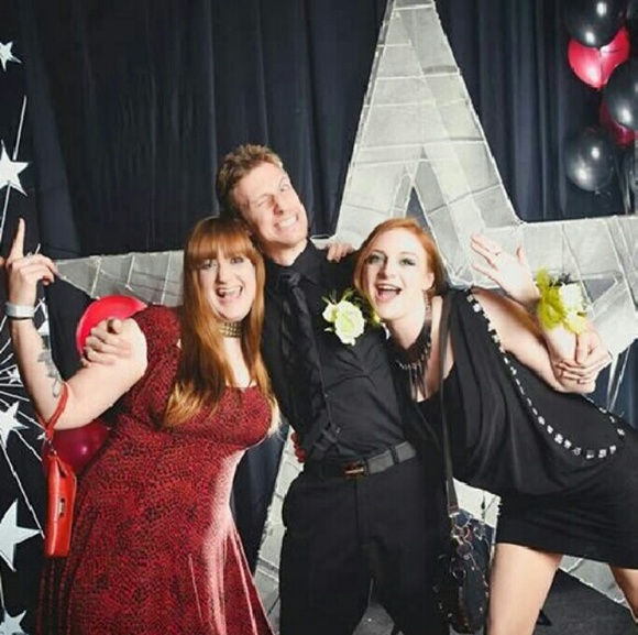 Meet your Posher, Rachel - Picture 3 of 4