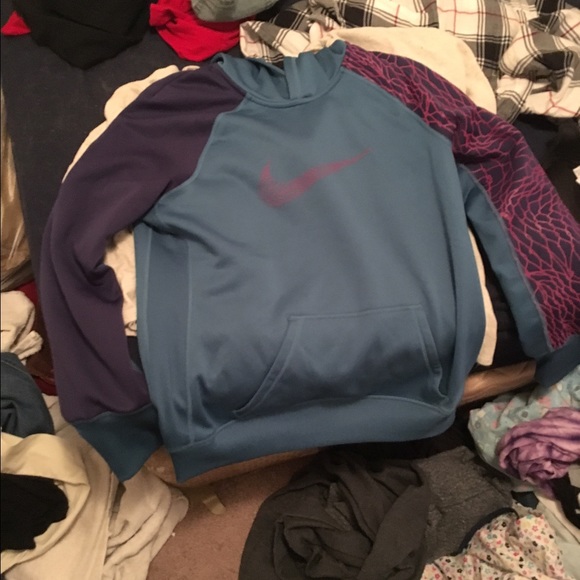 Thermal Nike sweater