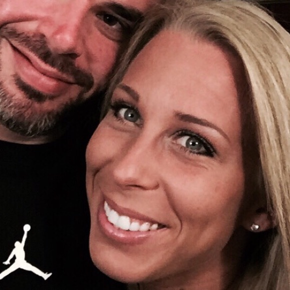 Meet your Posher, Amber - Picture 1 of 1