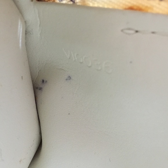 Louis vuttion vernis ‼️‼️SALE‼️‼️ - Picture 4 of 4