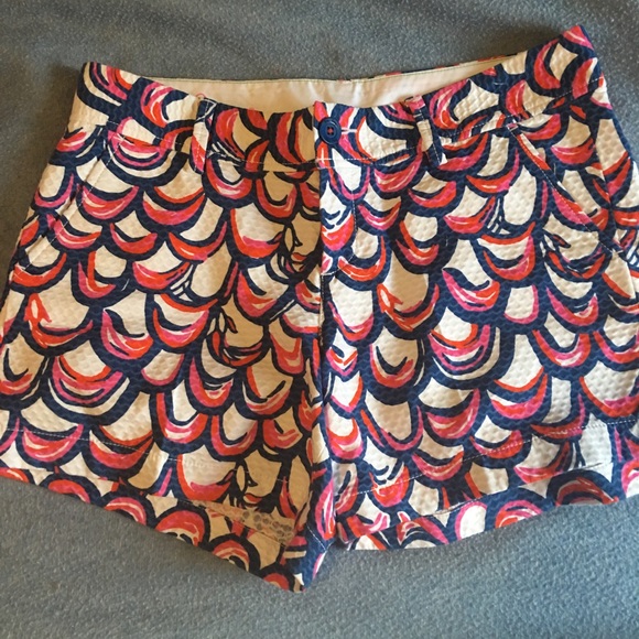 Lilly Pulitzer Closet Purge - Picture 2 of 4