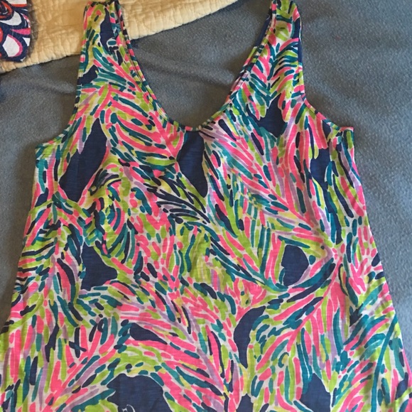 Lilly Pulitzer Closet Purge - Picture 4 of 4