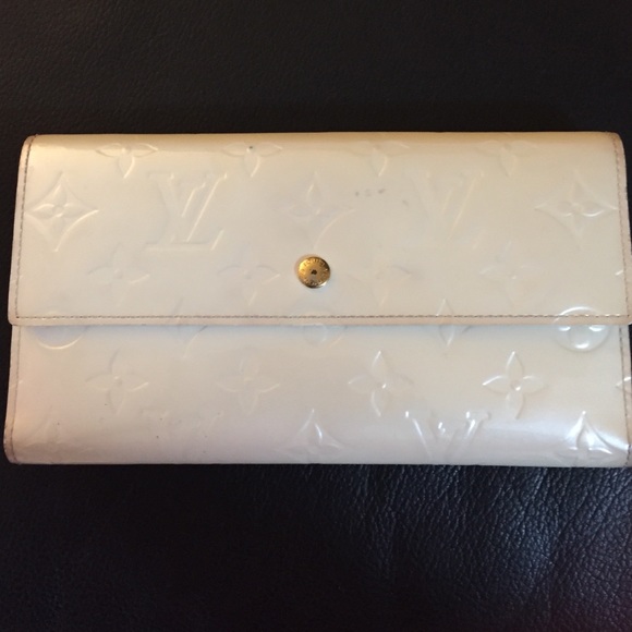 Louis vuttion vernis wallet