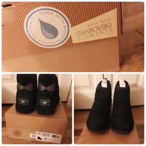 UGG Classic Mini Crystal Bow Black