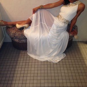 Prom dress ! Pricing negotiable :))