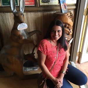 Meet your Posher, Angela