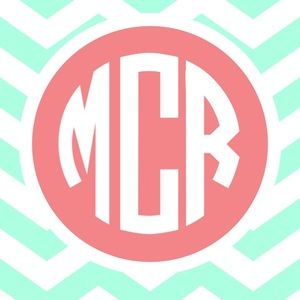 Meet your Posher, Mia