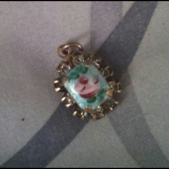 Rose Charm - Picture 4 of 4