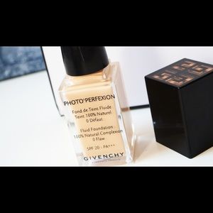 💋NIB Givenchy Photo'Perfexion foundation 💋